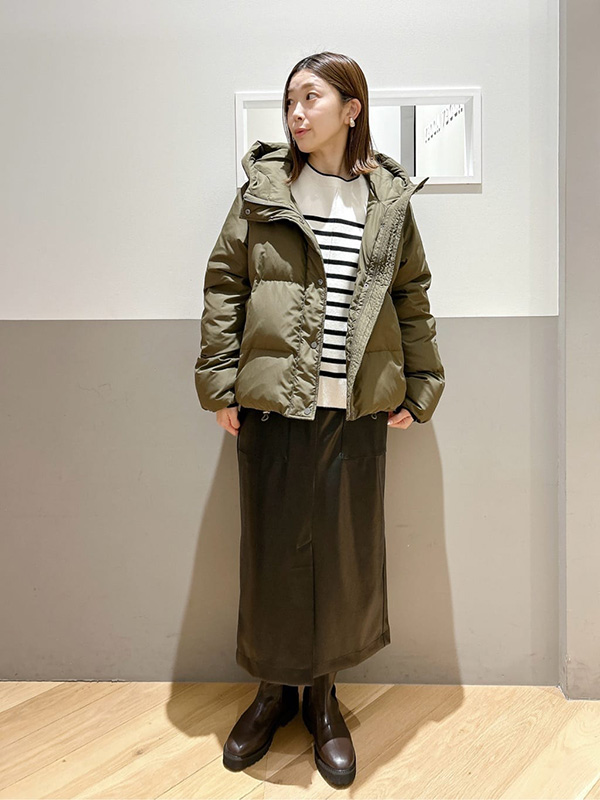 ハンサム派におすすめなデニムと好相性のブルーニット | 冬服 レディース