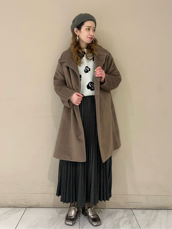 きれいめコーデとの相性が良くこなれ感を得られるウーリーブルゾン | 14度 服装