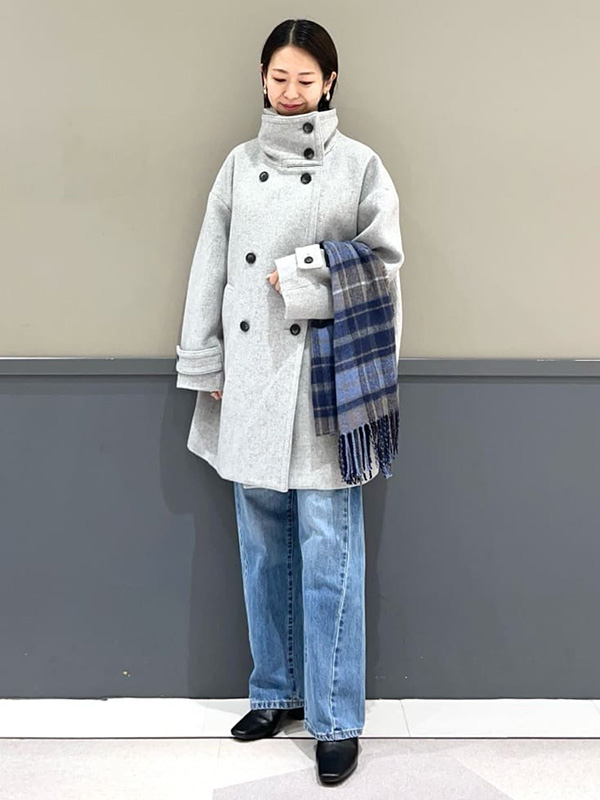 あたたかさとスタイルアップを約束するロングコートのきれいめカジュアル | 14度 服装