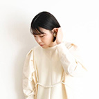 minako | 8度 服装