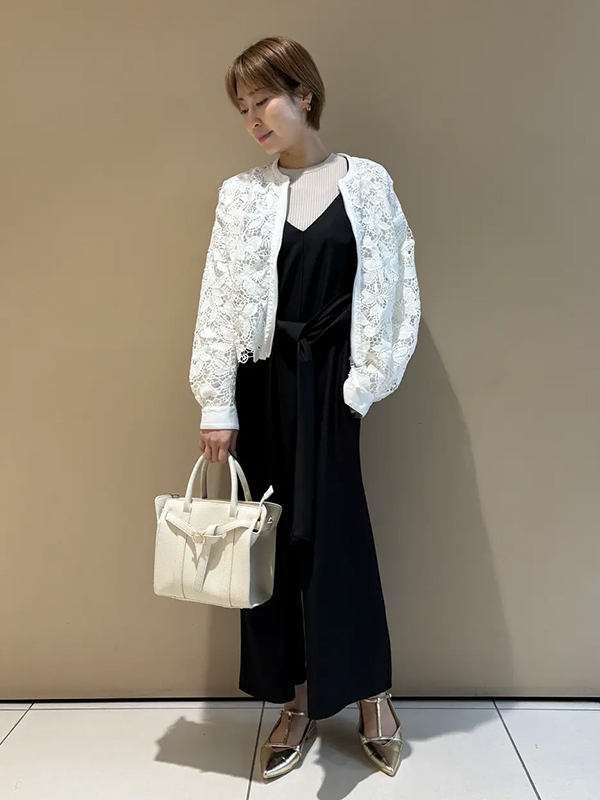 お花見コーデは動きやすさとおしゃれ感を両立させたオールインワンで | レディースコーデ 服装